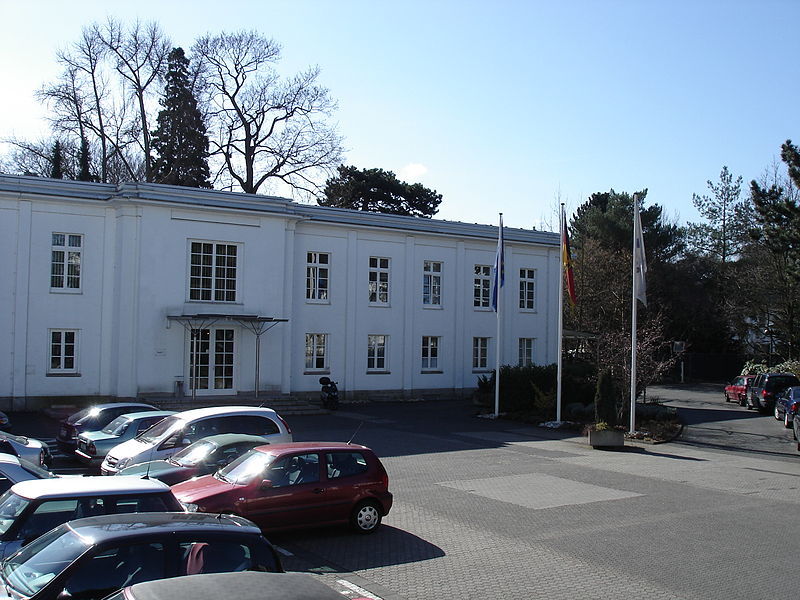 800px-Bundeskartellamt-in-Bonn-Haus-1